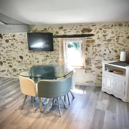 Bed & Breakfast A L'ombre Des Chenes Saint-Paul-en-Pareds